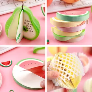 Creatieve minimalistische 3D-fruitvormige zelfklevende notities voor op kantoor