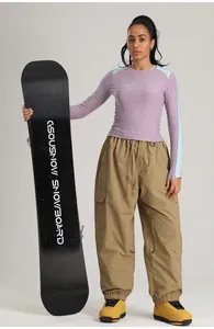 Pantalon cargo de snowboard kaki imperméable pour les sports d'hiver en vue complète