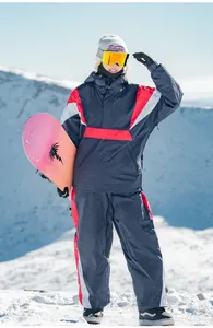 Wasserdichter Skianzug mit Farbblock-Design für Damen und Herren im Hochgebirge