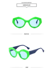 Moderne grüne polygonale Sonnenbrille mit hellblauen Gläsern in Vorder- und Seitenansicht