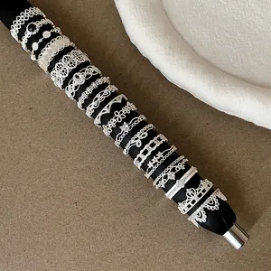 French Style Lace Hollow Metal Ring Set For Women Silver Electroplated Rhinestone Jewelry Fashion Retro Finger Ring Collection