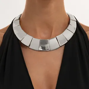 Collar de Gargantilla de Metal Geométrico Irregular Para Mujeres Hombres Chunky Punk Hip Hop Statement Collar Joyería de Moda