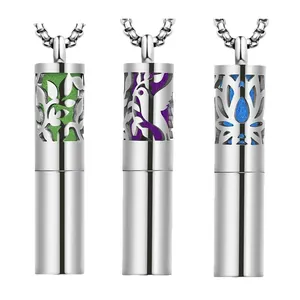 Set de tres collares con colgante de cilindro hueco para aromaterapia de acero