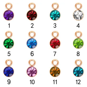 Conjunto detallado de 12 coloridos colgantes de cristal de 6mm con anillos de oro rosa