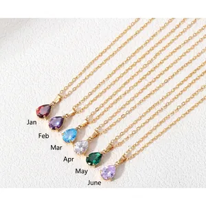 Collana minimalista in acciaio inox con pendenti in zircone a goccia colorati di nascita.