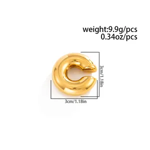 Detailed view of gold C-shaped stainless steel ear clip with dimensions and weight
