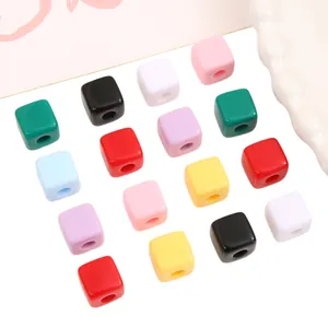 Gekleurde massieve acryl vierkante kralen voor DIY handgemaakte sieraden en knutselwerkjes