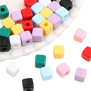 Kleurrijke acryl vierkante kralen voor DIY sieraden maken en creatieve handwerken