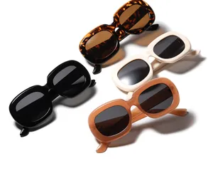 Collection de lunettes de soleil rétro en noir, crème, beige et motif écaille de tortue