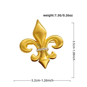 Vintage gold Fleur-de-lis brooch with rhinestones, size 3.5cm x 3.2cm, weight 7.3g