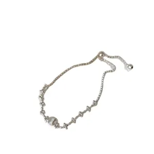 Elegante minimalistische verstelbare armband met geborstelde zilveren bal voor dames