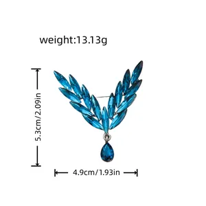 Detailed dimensions and weight of the elegant blue crystal angel wings brooch pin