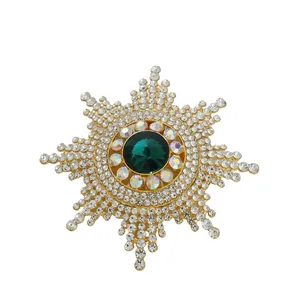Eleganter Sonnenblumen-Brosche mit grünem Kristall und Strasssteinen auf Goldlegierung