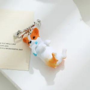 Schattige 3D hars Corgi hond broche hanger in liggende pose voor tassen en kleding