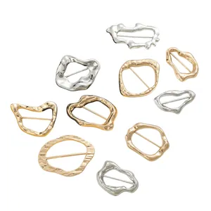 Set di fibbie in metallo martellato irregolare per cappotti e cinture oro e argento