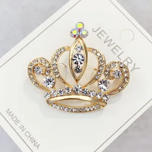 Elegante goldene Strass-Kronenbrosche für Anzüge und Berufskleidung, Legierungsschmuck.