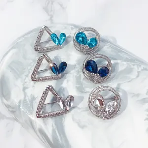 Minimalistische Geometrische Kristallbrosche Für Damen Legierung Strass Rund Dreieck Anti-Belichtung Sicherheitsnadel Schmuck Geschenk