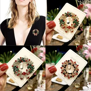 Exquisite Weihnachtskranz-Brosche-Kollektion mit buntem Emaille und funkelnden Kristallen