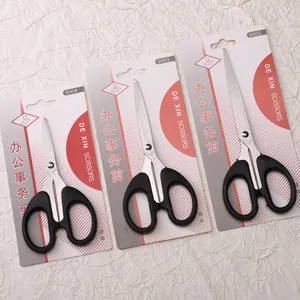 Set di tre forbici da ufficio in acciaio inossidabile con manici neri assortiti