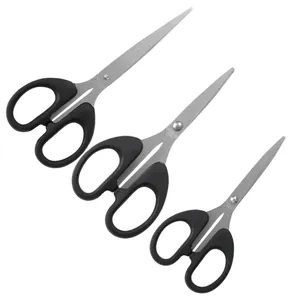 Set di 3 forbici multiuso in acciaio inossidabile con comodi manici neri per ufficio.