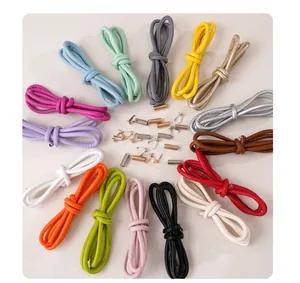 Collectie diverse gekleurde 6mm leren koorden en metalen uiteinden voor DIY-sieraden