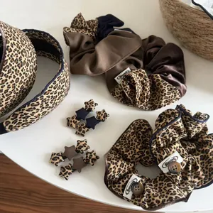 Korean Retro Leopard Print Hair Accessories Set Patchwork Fabric Scrunchies Wide Headband Star Hair Clips For Women Hair Decor