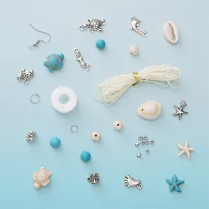 Composants de bijoux DIY sur le thème de l'océan, avec coquillages et perles turquoise