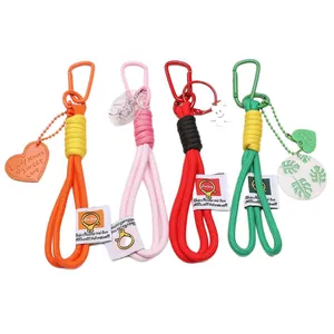 Set di portachiavi colorati in corda di nylon intrecciata con moschettoni in lega