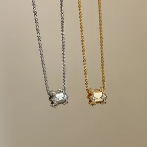 Lichte Luxe Retro Paleisstijl Taille Cilinder Hanger Halsketting Voor Vrouwen Legering Ingelegde Strass Parelmoer Tarweketting Mode Sieraden