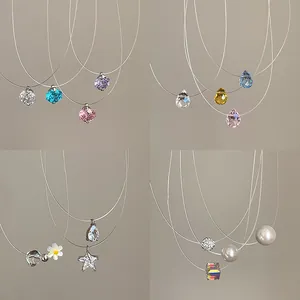 Minimalistische unsichtbare Angelscshnur Halsketten mit Kristall- und Perlenanhängern.