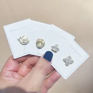 Elegante Broschennadeln aus Kupfer mit Zirkonia in verschiedenen Formen für Damen