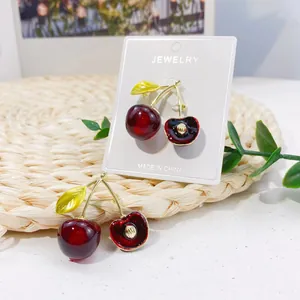 Elegant Cherry Fruit Brooch For Women High Grade Red Gold Resin Alloy Chest Pin Japanese Ins Style Clothing Decoration Gift