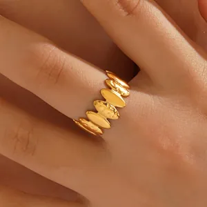 Mode Gehämmert Textur Edelstahl Ring Olivenform Offenes Breites Band Minimalistisch Luxus Titanstahl Schmuck Für Damen