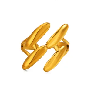 Eleganter vergoldeter mehrschichtiger ovaler Ring aus Edelstahl mit modernem 3D-Design
