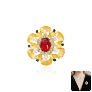 Broche Palais Baroque Vintage Alliage Doré Ovale Gemme Rouge Vert Perle Artificielle Strass Émail Corsage Femme Épingle