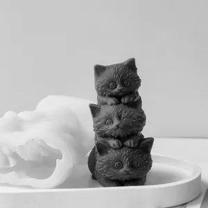 Moule en Silicone 3D Trois Chats Empilés DIY Bougie Fait Main Plâtre Aromathérapie Moule en Résine pour Décor Maison Voiture