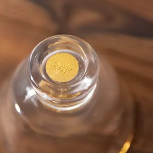 Elegante taza de té de cristal con lujoso detalle de incrustación de pan de oro de 24K