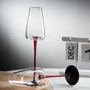 Calici da Champagne in Cristallo a Stelo Rosso Europeo Bicchieri in Cristallo Senza Piombo per Matrimonio Festa Lusso Bicchieri Vino Spumante Confezione Regalo
