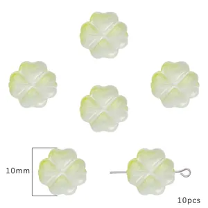 Dettaglio di perline di vetro quadrifoglio verde traslucido 10mm 10pz per gioielli fai da te