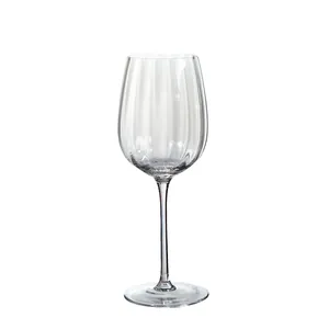 Elegant Bordeaux wine glass featuring a unique vertical ribbed design in clear crystal glass