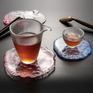Japanische unregelmäßige dicke farbige Kristallglas-Untersetzer für Tee