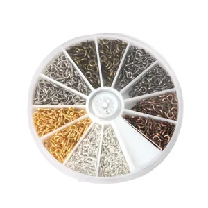 Lot de vis à œillet en fer multicolores en boîte ronde pour bijoux DIY