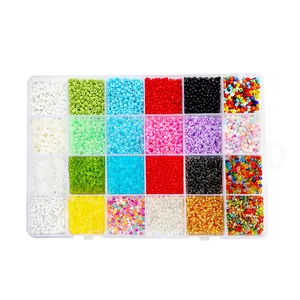 24-Fach bunte Glasperlen-Set für DIY-Schmuck und Armbandherstellung im Koffer
