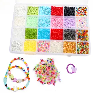 24-Gitter buntes Glasperlen-Set für DIY-Schmuckherstellung mit Armbändern