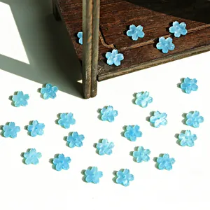 Pétalos de flor de cerezo acrílicos azul claro para joyería DIY y horquillas de estilo antiguo