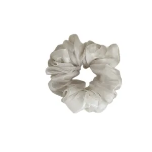 Eleganter Haargummi aus Organza in Champagner-Beige für tägliches Haarstyling Accessoire