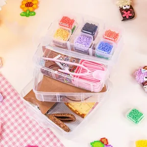 Organisierte 3-lagige Aufbewahrungsbox mit bunten Steckperlen und DIY-Bastelwerkzeug-Set