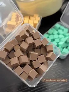 Primer plano de cubos de esponja para uñas marrones de alta densidad de 1 cm