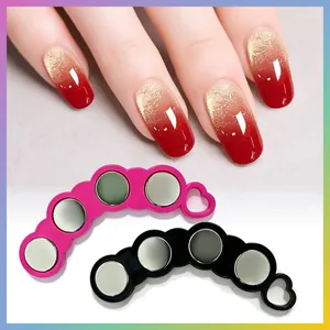 Detailansicht von Katzenaugen-Nagelmagnet-Werkzeugen für Verlaufs-Maniküre-Effekte