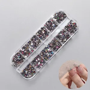 Kit de mini strass à dos plat de formes mixtes pour décoration d'ongles artistique